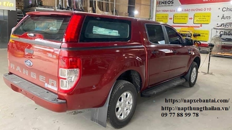giá nắp thùng xe bán tải ford ranger