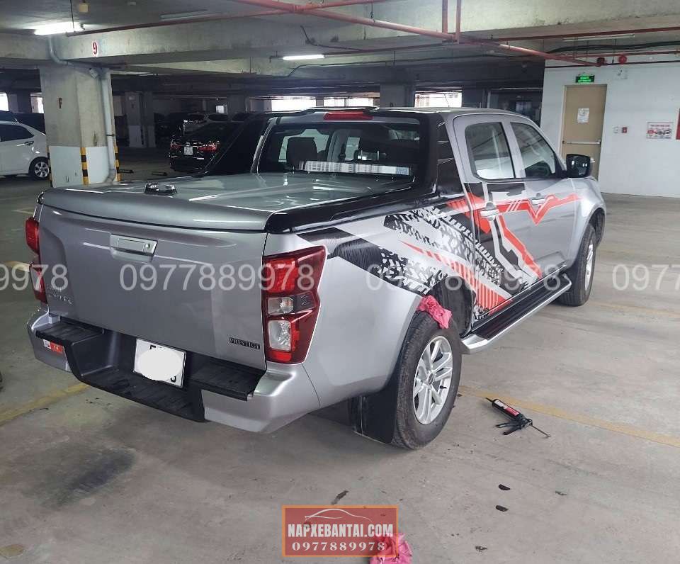 nap-thung-thap-dmax-isuzu