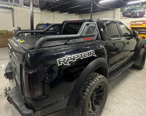 nap-thung-cuon-co-ford-ranger-raptor