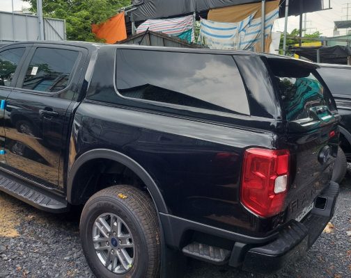 nắp thùng cao ford ranger wildtrak sơn theo màu xe
