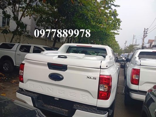 Nắp thùng thấp Ford Ranger chính hãng lắp đặt cho khách