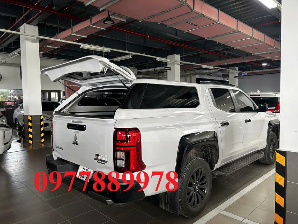Nắp thùng cao Mitsubishi Triton Plastic Thái Lan chính hãng