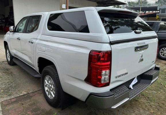 Nắp Thùng Cao Mitsubishi Triton chính hãng plastic Thái Lan